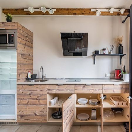 Trendy Top-Floor Stay In Heart Of Riga, Near Bars & Culture 외부 사진