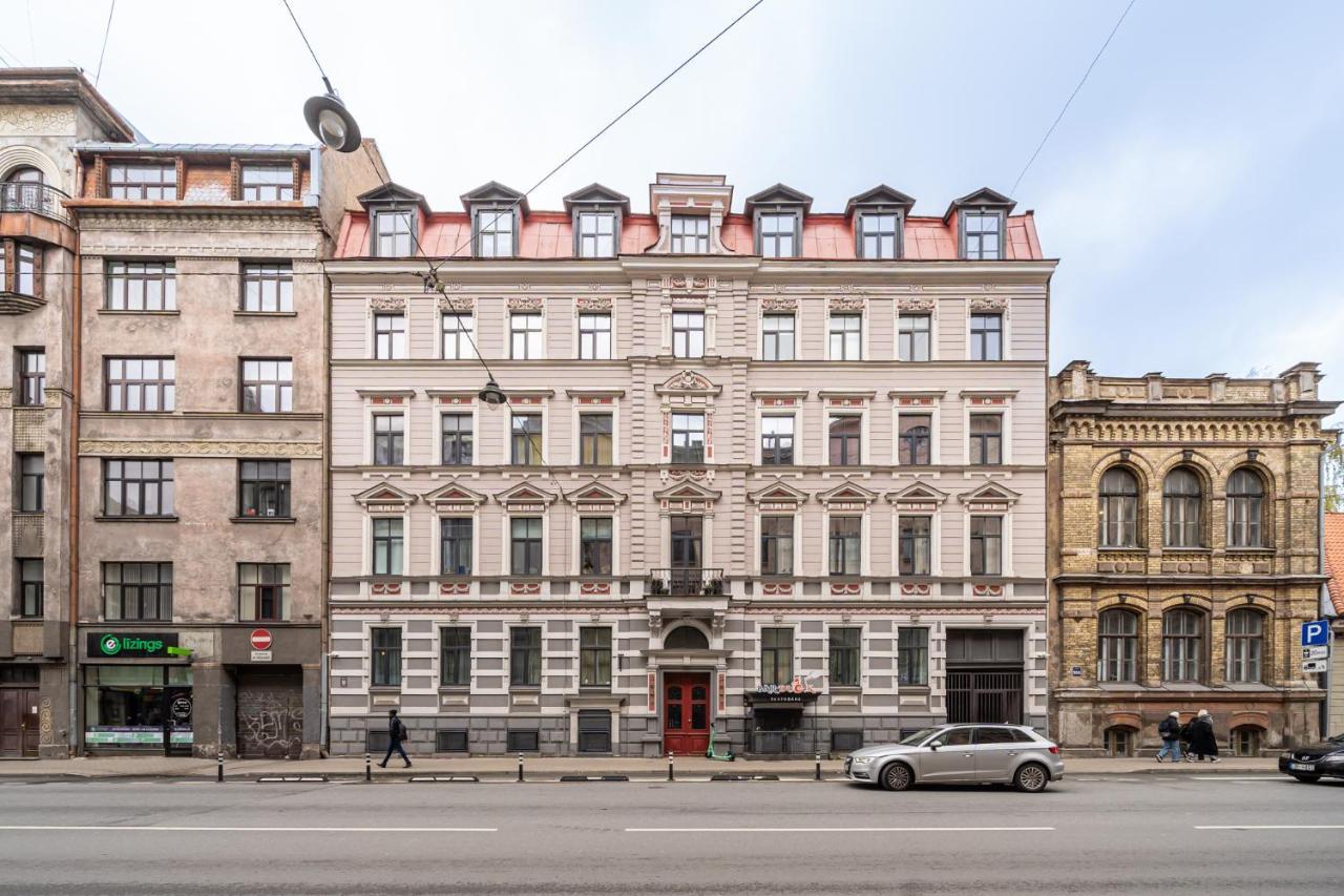 Trendy Top-Floor Stay In Heart Of Riga, Near Bars & Culture 외부 사진
